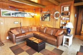 Sandy's Lakeside Dunes House
